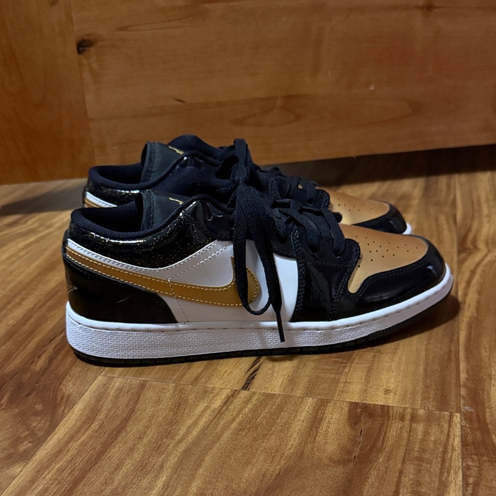 Brand new Nike Air Jordan Low